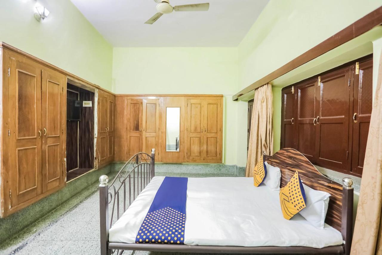 Spot On 64751 Hotel Shivani Palace Muthiganj Exterior photo
